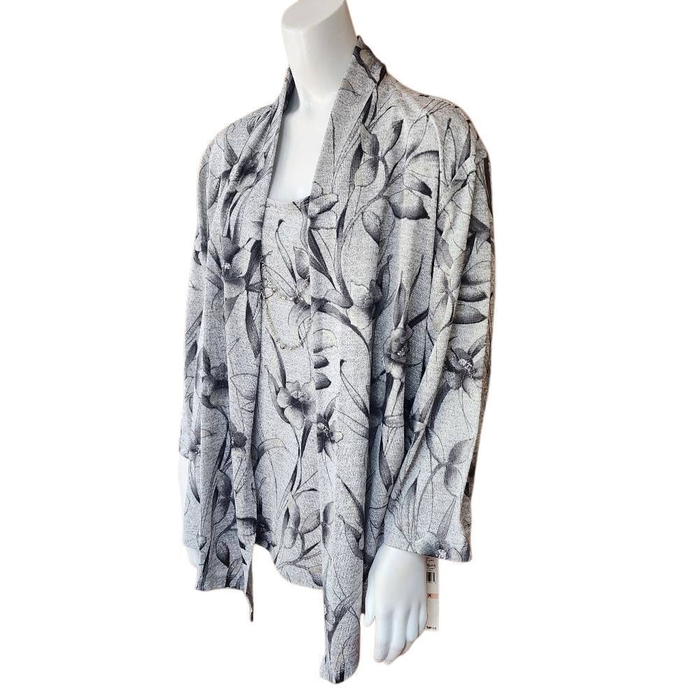 NWT Alfred Dunner Gray & Silver Floral Blouse (2X)